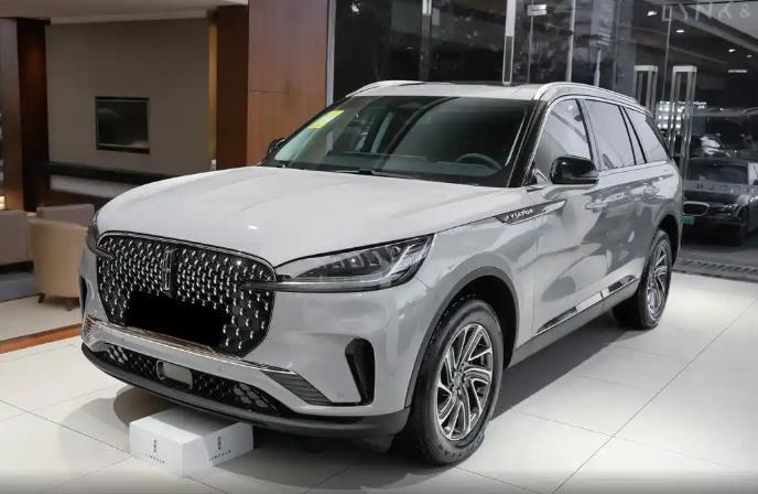 汽車(chē)“以舊換新”出新政——新能源汽車(chē)報(bào)廢更新補(bǔ)貼提高至兩萬(wàn)元